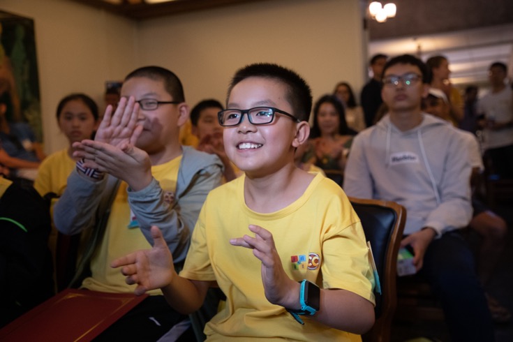 CodeCombat - Coding games to learn Python and JavaScript